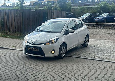 Toyota Yaris Hybrid Basis