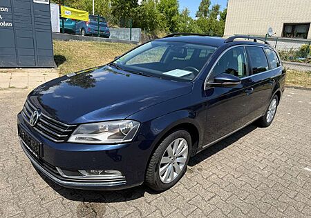 VW Passat Variant Volkswagen Comfortline BlueMotion*AHK*NAVI*PDC