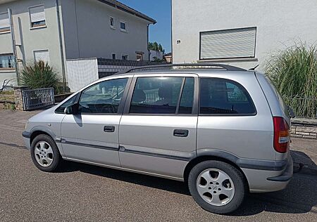 Opel Zafira 2.0 DTI