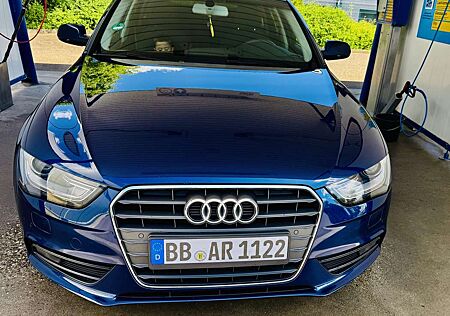 Audi A4 Avant 2.0 TDI DPF clean diesel multitronic Ambitio