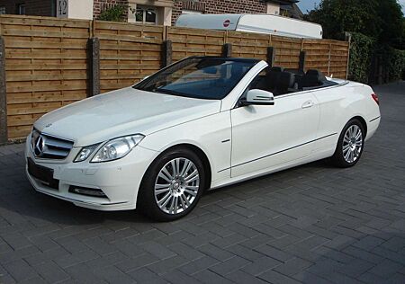 Mercedes-Benz E 350 CDI+XENON+LEDER+TOPZUSTAND !