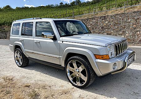 Jeep Commander 5.7 V8 HEMI Automatik Limited