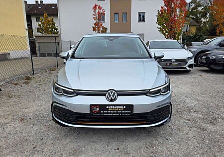 VW Golf Volkswagen VIII Lim. Life/Virtual/Ambiente/