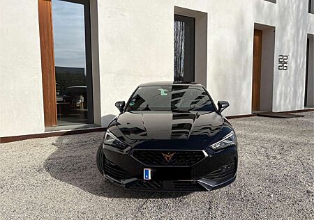 Cupra Leon VZ 1,4 TSI eHybrid 245 DSG