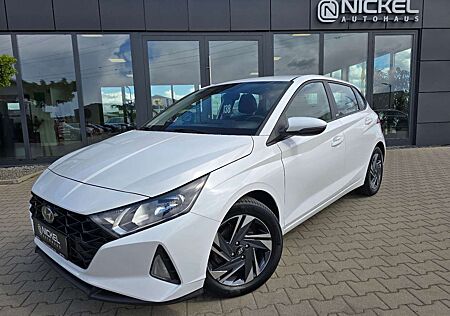 Hyundai i20 Intro Edition*Kamera*Navi*Led*Top*