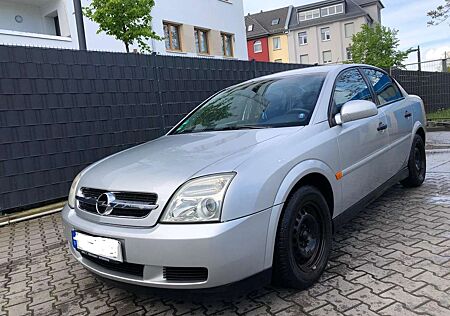 Opel Vectra GTS 2.2 DTI