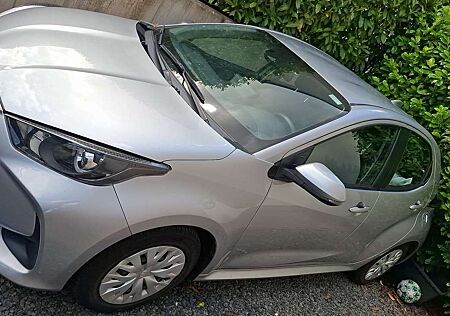 Toyota Yaris Hybrid 1.5 VVT-i Comfort