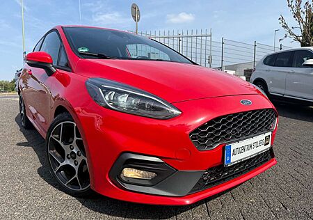 Ford Fiesta ST Perfomance Carbon Recaro LED