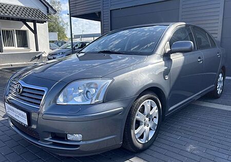 Toyota Avensis 1.8 Liftback+AHK+Klima+Allwetter+SHZ+