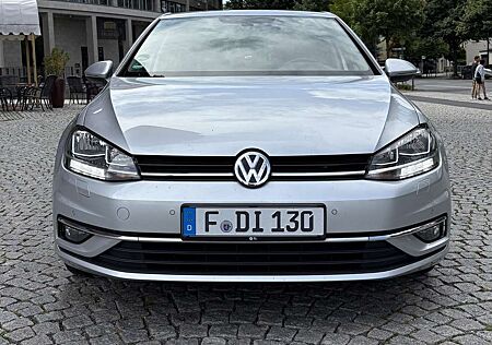 VW Golf Volkswagen 1.6 TDI SCR Join
