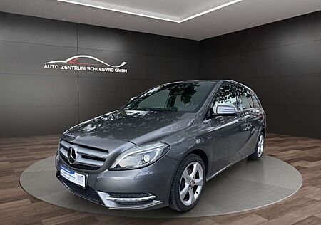 Mercedes-Benz B 200 Edition 1 Leder Kamera Tempomat Bi-Xenon