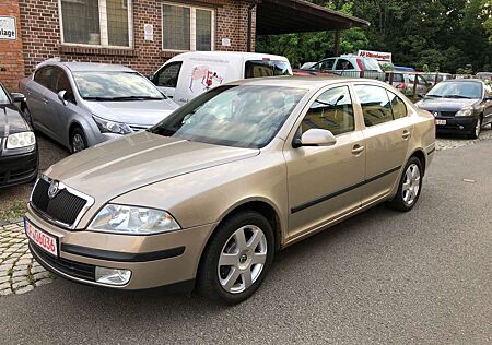 Skoda Octavia II 1.6 Automatik Elegance
