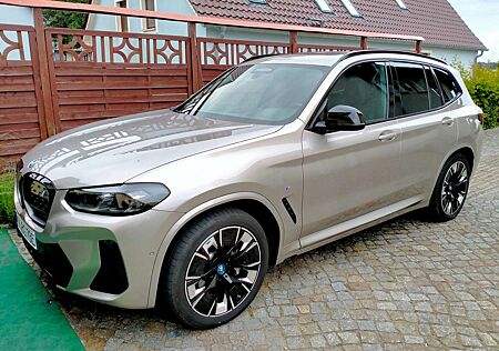 BMW iX3 Impressive Komplettauststattung