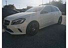 Mercedes-Benz A 250 PANO NIGHT STANDHEIZUNG AMG 18 ZOLL