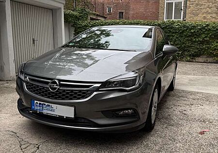 Opel Astra Dynamic Start/Stop