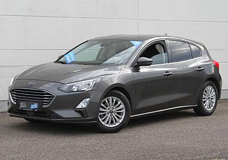 Ford Focus 1.0 EB Titanium Automatik Winter RFK Navi