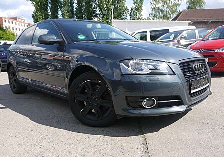 Audi A3 2.0 TFSI quattro/Autom./Sportsitze/Alcantara