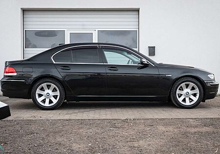 BMW 740i 740