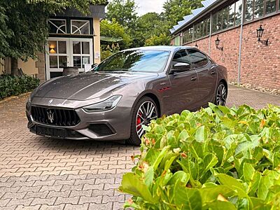 Maserati Ghibli Ghibli Trofeo 3.8 V8 Carbon-Pack  Bowers