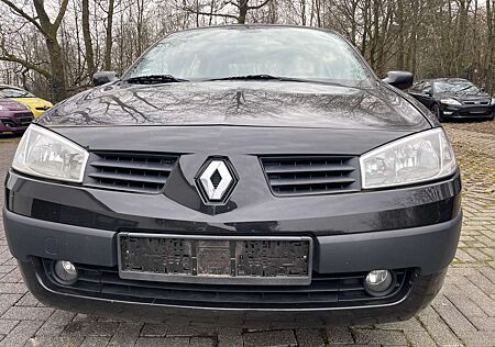 Renault Megane Avantage,Klimaanlage,AHK,8-fach Bereift