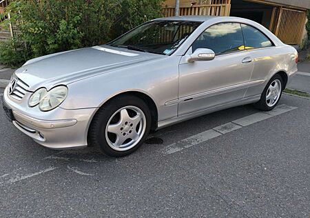 Mercedes-Benz CLK 200 Kompressor Coupe Automatik TÜV bis 01.2026