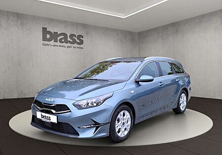 Kia Cee'd Ceed / CEED_SW 1.5T 140 DCT7 VIS KOMF