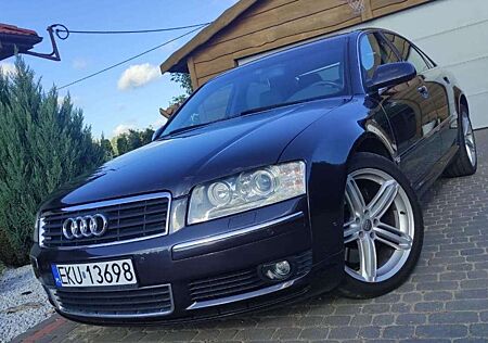 Audi A8 4.2 quattro