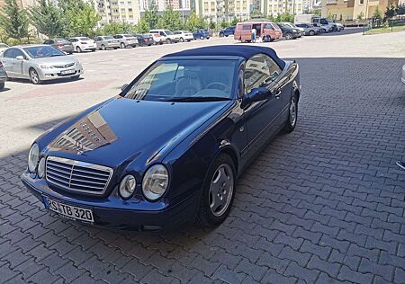 Mercedes-Benz CLK 320 Cabrio Elegance
