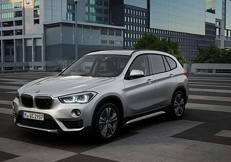 BMW X1 xDrive20d Sport Line ACC LED AHK 1. Hand