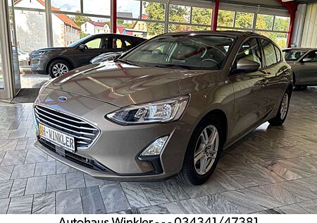 Ford Focus Lim. Cool & Connect Winterpaket Navi