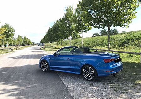 Audi A3 35 TFSI cylinder on demand Cabrio S tronic