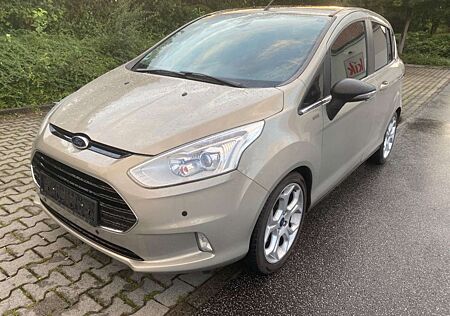 Ford B-Max Titanium. Panorama Dach. Aus-1 Hand.