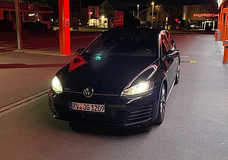 VW Golf Volkswagen GTD BlueMotion Technology und DSG