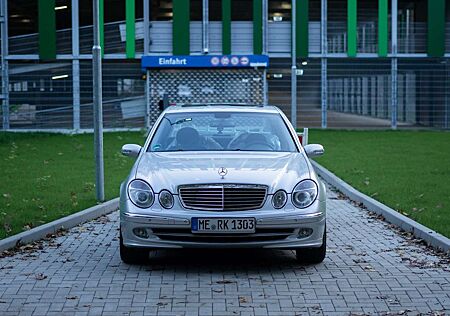 Mercedes-Benz E 240 Avantgarde