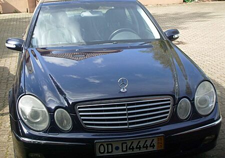 Mercedes-Benz E 320 Elegance