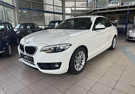 BMW 218 i Coupe Advantage Automatik