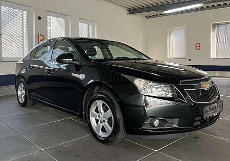 Chevrolet Cruze LT 1.8 Benzin 1 Vorbesitzer TÜV/HU NEU
