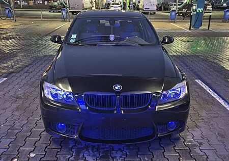 BMW 320i 320