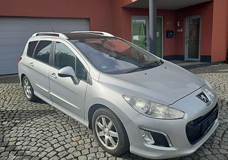 Peugeot 308 Business-Line (Top Zustand)