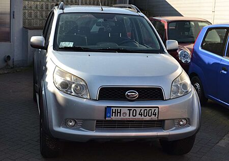 Daihatsu Terios 4WD Top S Momo MAL Ganzjahresreifen TOP Gepflegt