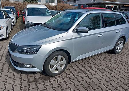 Skoda Fabia Combi 1,2 Ambition Automatik Klima Radar