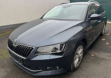 Skoda Superb Combi 2.0 TDI DSG Ambition Led Pano ACC Ahk