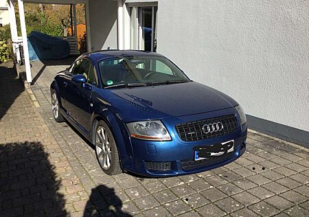 Audi TT Coupe 3.2 quattro DSG