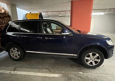 VW Touareg Volkswagen 3.0 V6 TDI DPF Individual