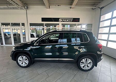 VW Tiguan Volkswagen Life 4Motion