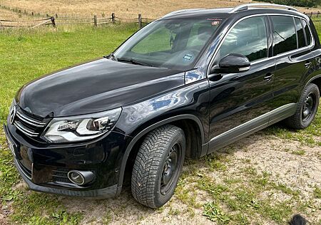 VW Tiguan Volkswagen Lounge Sport & Style BMT 4Motion