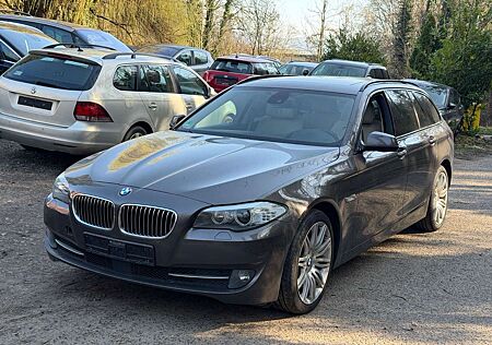 BMW 530 d Touring*MAXIMAL VOLL*MOTOR LÄUFT UNRUHIG*