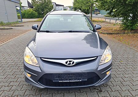 Hyundai i30 CW 1.6 CRDi 66 kW Edition20 TÜV NEU