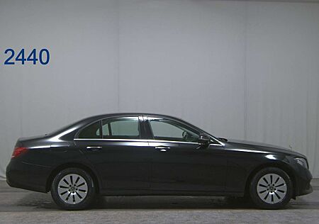 Mercedes-Benz E 220 d Navi PDC COMAND StHzg RFK LED LM