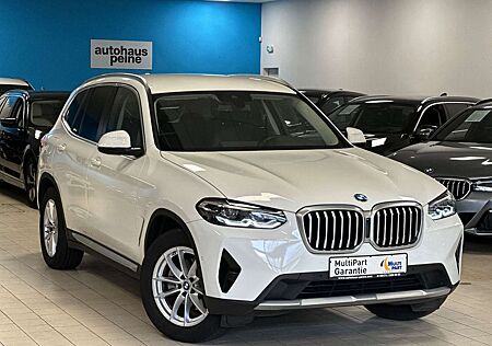 BMW X3 xDrive 20d Aut/Navi/AHK/ParkAss/SportSitze